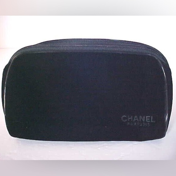 CHANEL VELOUR COSMETIC/ TRAVEL BAG - Picture 1 of 8